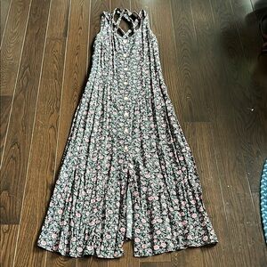 Black & Pink Floral Crisscross-Back Maxi Dress